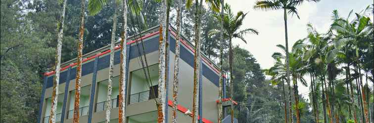 Lobi Surya Hotel & Resort Baturraden