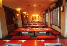 Restoran 6 Sama Sama Suites & Restaurant