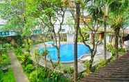 Kolam Renang 2 Warna Kedaton Hotel & Meetings