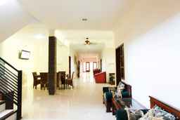 Permata Zamrud Hotel
