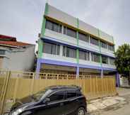 Exterior 3 Kos Pondok Mas Syariah Cirebon