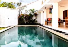 Swimming Pool 5 Darma House Villa