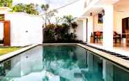 Swimming Pool 5 Darma House Villa