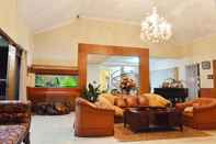 Lobby The Garden Syariah Villa