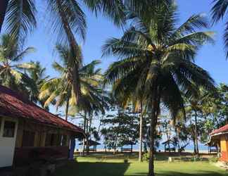 Exterior 2 Ocean Queen Resort 