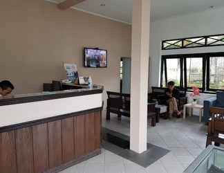 Lobby 2 OYO 3432 Taman Aer Hotel