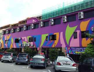 Exterior 2 The Trend Hotel