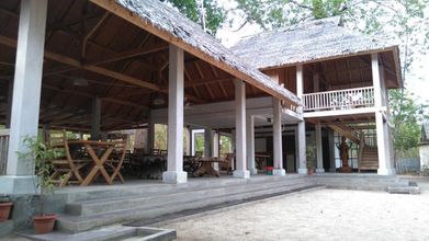 外部的 4 Jonaths Cottage Bunaken