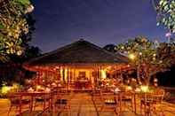 Restaurant Taman Selini Beach Bungalow 