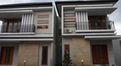 Exterior 4 CEMARA HOMESTAY (3BR)