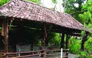 พื้นที่สาธารณะ 4 Pondok Gajah Homestay