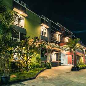 Exterior / Building1De'Kayakini Hotel,Taman Sari Bukit Bandung Blok 2 No 2 Kelurahan Sindangjaya Kecamatan Mandalajati Kota Bandung飯店