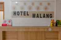 Lobi OYO 1851 Hotel Malang