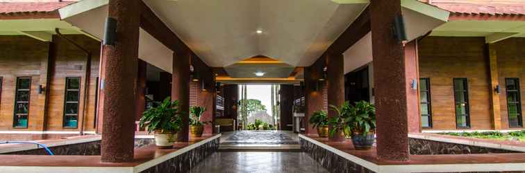 Lobby Rollaas Hotel & Resort 