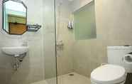 Toilet Kamar 5 Allstay Ecotel Yogyakarta