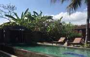 Kolam Renang 5 Pondok Bali Guest House 