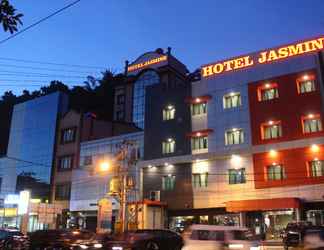 Exterior 2 Hotel Jasmine Jayapura