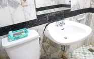 Toilet Kamar 7 Hotel Jasmine Jayapura