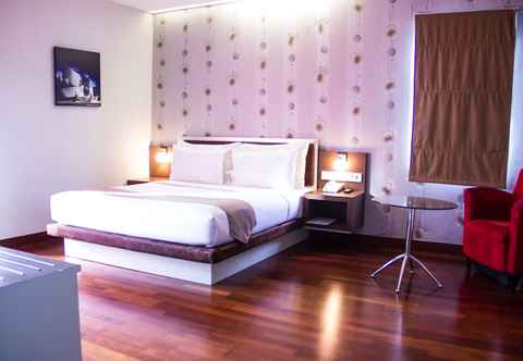 Bedroom Hero Hotel @ Ambon