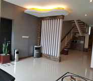 Lobby 2 Budget Hotel Ambon