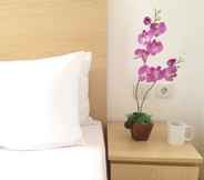 ห้องนอน 3 The Orchid Hotel