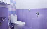 Toilet Kamar 5 Violet Hotel Malioboro