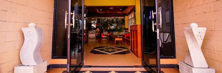 Lobby Kharisma Hotel