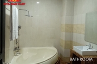 Toilet Kamar Hotel Grand Talent