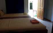 Bedroom 5 Surya Hotel - Labuan Bajo