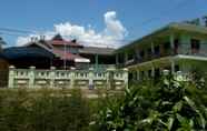 Exterior 2 Surya Hotel - Labuan Bajo