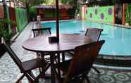 Swimming Pool 3 Hotel Pesona Enasa Merak