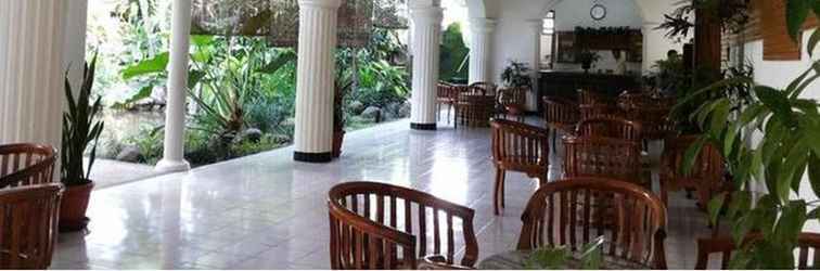 Lobby Hotel Palm 