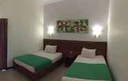 Kamar Tidur 6 Karisma Hotel