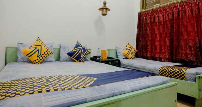 Kamar Tidur Hotel Anugerah Bondowoso