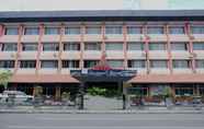 Bên ngoài 2 Hotel Bandung Permai Jember