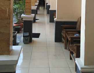 Lobi 2 Hotel & Restaurant Bintang