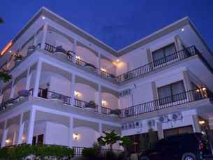 Mansinam Beach Hotel, Rp 775.322
