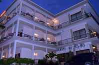 Exterior Mansinam Beach Hotel