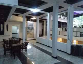 Lobby 2 Hotel Tiara Lembang