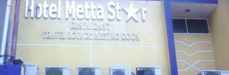 Luar Bangunan Hotel Metta Star Sentani