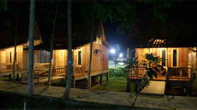 ภายนอกอาคาร 4 Kampong Nelayan Resort