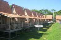 ภายนอกอาคาร Kampong Nelayan Resort