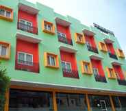 Exterior 4 OYO 920 Gajah Mada Hotel