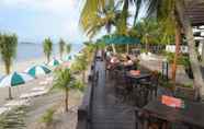 บาร์ คาเฟ่ และเลานจ์ 5 Flamingo Hotel By The Beach Penang