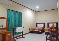 Bedroom 3 Ratna Indah Hotel