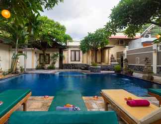 Kolam Renang 2 Pazzo Bali Bungalows