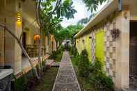 Lobi Pazzo Bali Bungalows