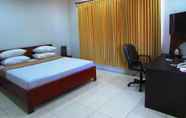 Kamar Tidur 4 F-Two Hotel