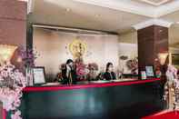 Lobi The Hotel