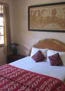 BEDROOM Ida Homestay